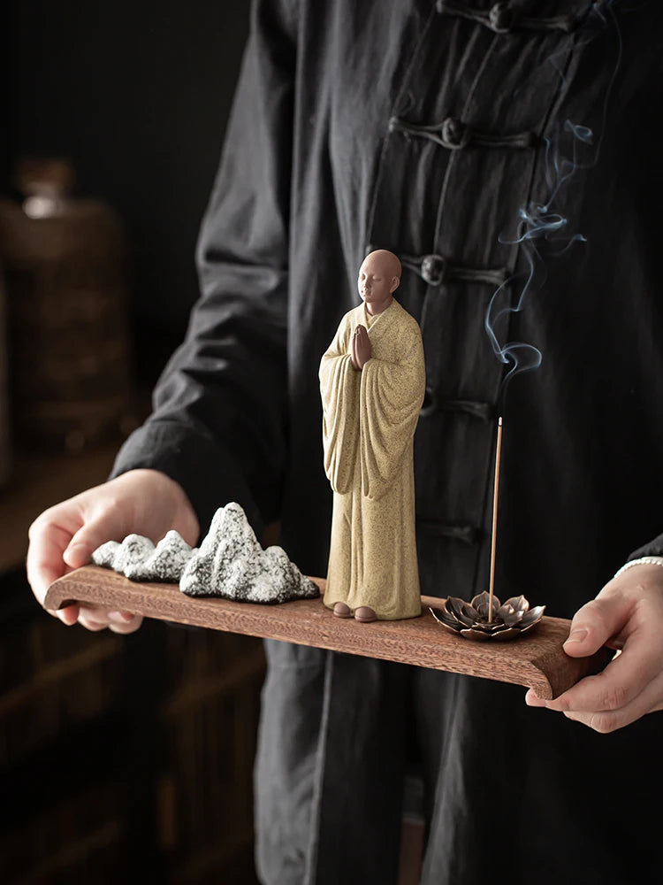 Brûleur d'Encens Moine Zen en Sable Pourpre